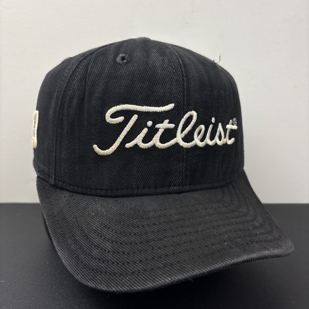 Vintage 90s New Era Titleist Fitted Hat 7 3/8 Black Made in USA 59FIFTY Cap